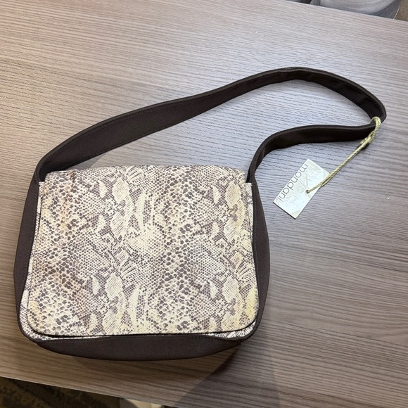 Mondani Handbags - Mondani Cream and Brown Crossbody Bag